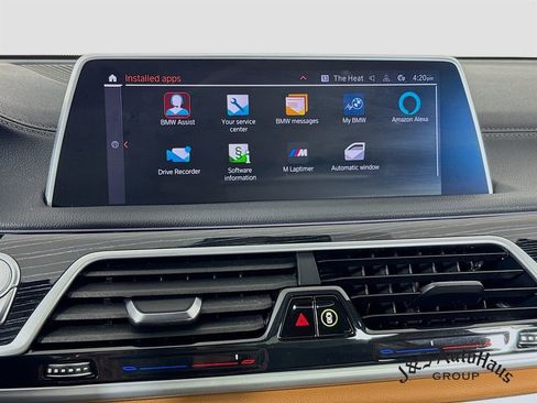 Used 2022 BMW 750i xDrive w/ M Sport Package image 17