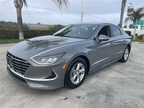 Used 2023 Hyundai Sonata SE w/ Preferred Accessory Package image 4