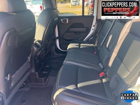 Used 2024 Jeep Wrangler Sahara w/ Technology Group image 14