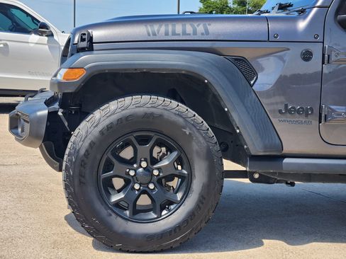 Used 2021 Jeep Wrangler Unlimited Sport AWD/4WD image 9