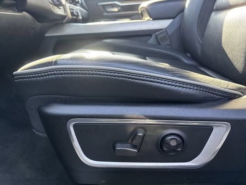 Used 2021 RAM 1500 Laramie AWD/4WD image 13