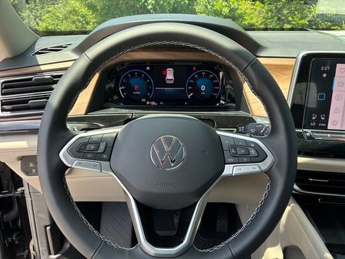 New 2026 Volkswagen Atlas SE AWD/4WD image 12