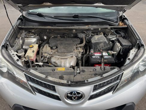 Used 2013 Toyota RAV4 LE FWD image 23