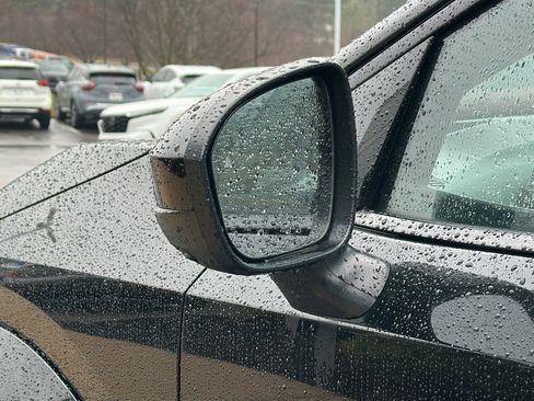 Used 2024 Nissan Ariya AWD image 12