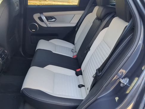 New 2026 Land Rover Discovery Sport Landmark image 20