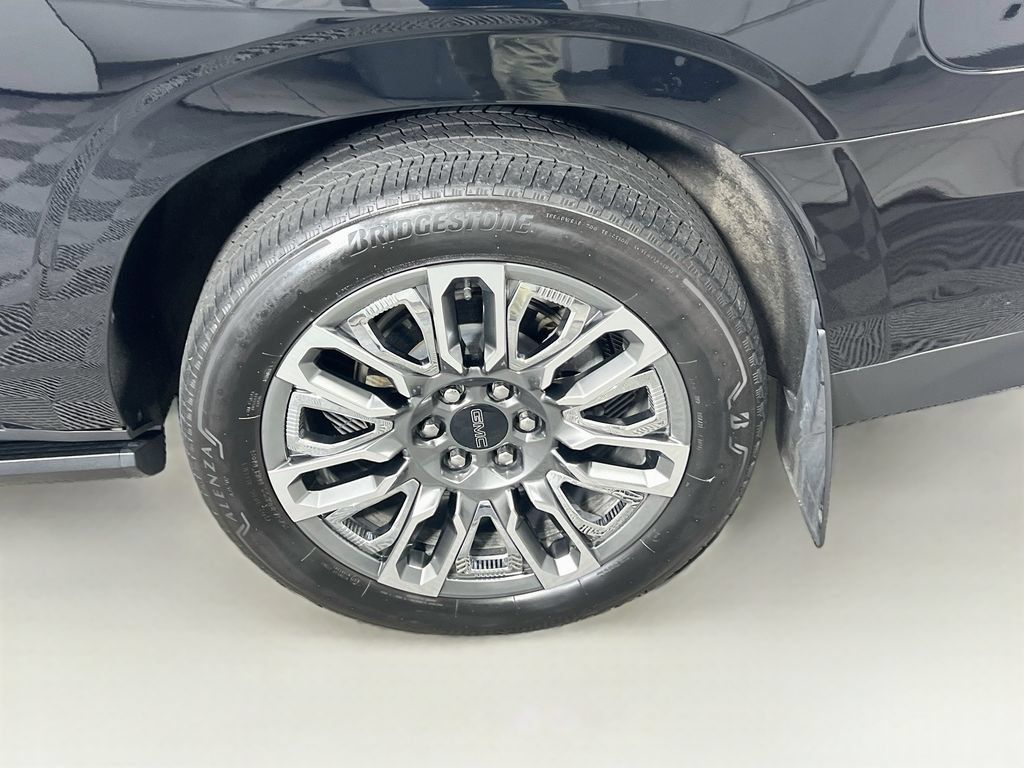 Certified 2024 GMC Yukon XL Denali Ultimate AWD/4WD image 29