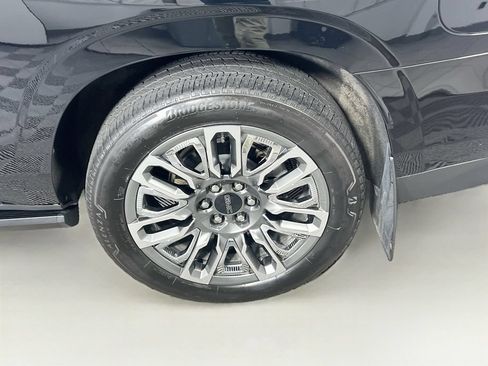 Certified 2024 GMC Yukon XL Denali Ultimate AWD/4WD image 29