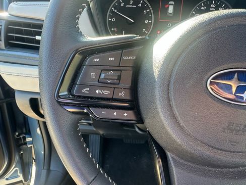 Used 2025 Subaru Forester Premium image 27