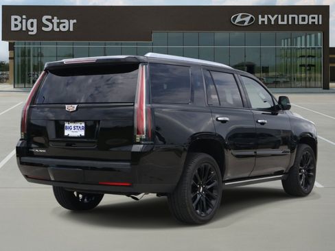 Used 2020 Cadillac Escalade Premium Luxury w/ Escalade Sport Edition RWD image 4