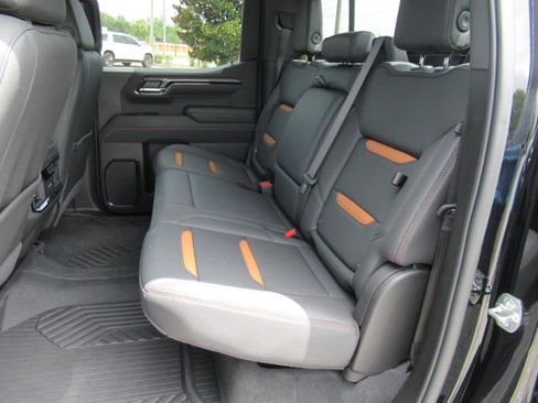 New 2026 GMC Sierra 1500 AT4 w/ AT4 Premium Package AWD/4WD image 39