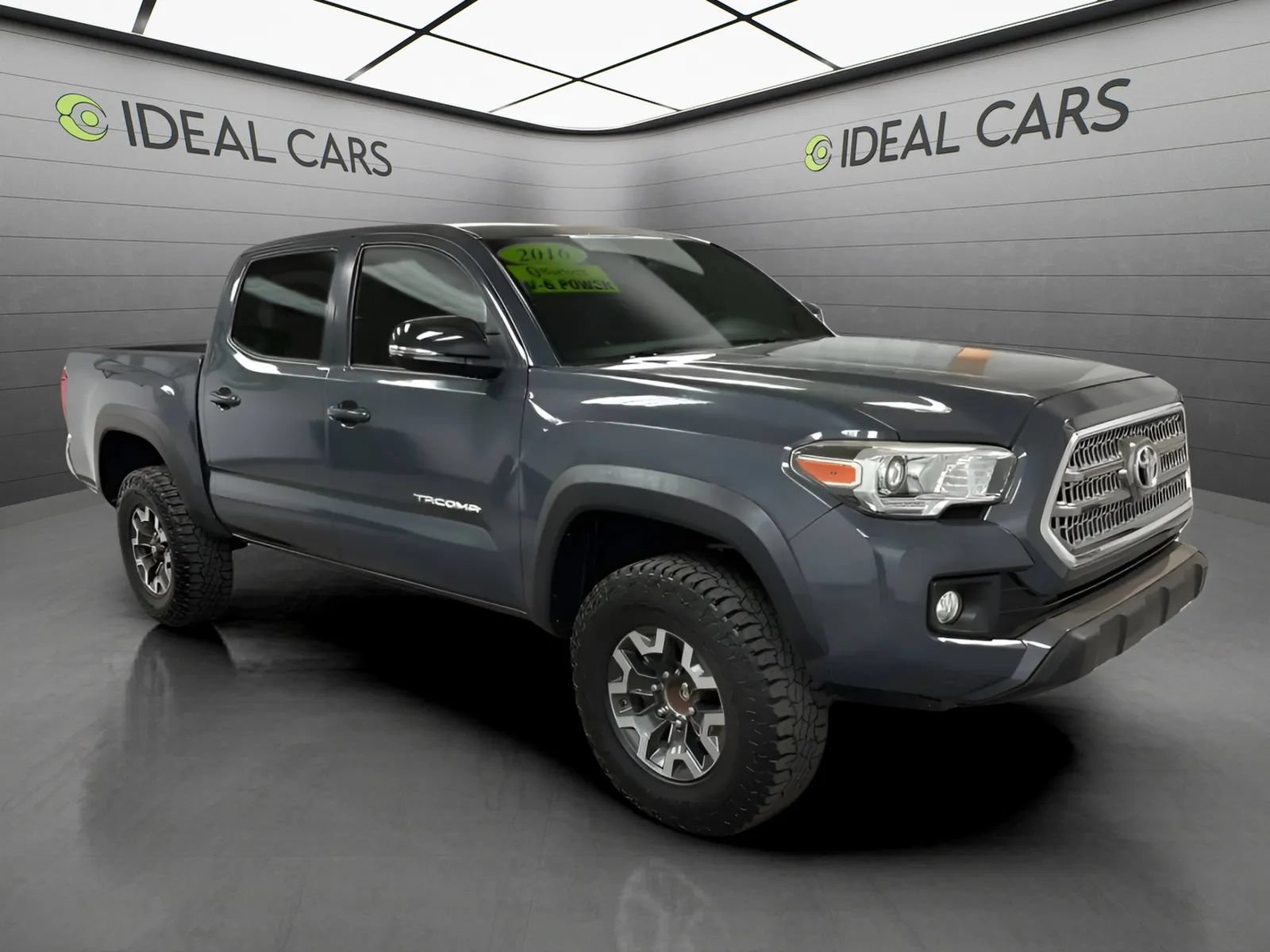 Used 2016 Toyota Tacoma TRD Off-Road w/ Towing Package RWD image 3