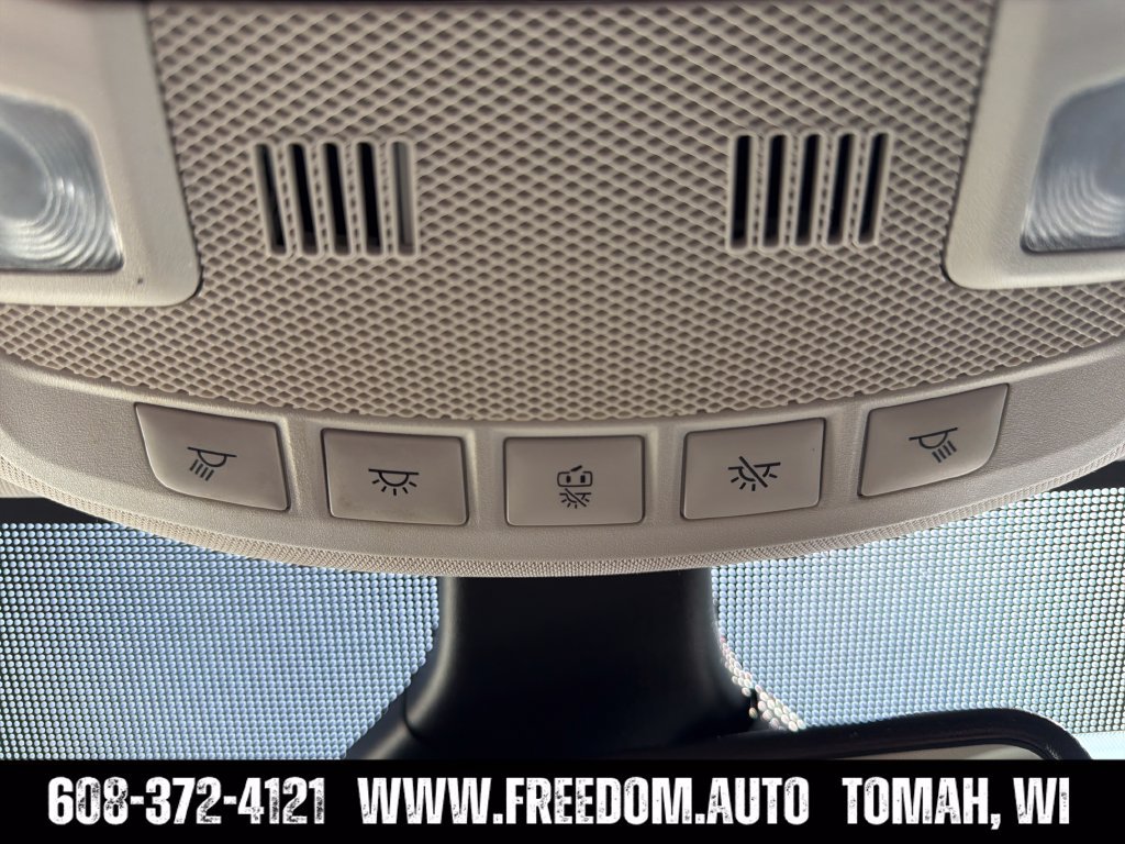 Used 2022 Ford Edge Titanium AWD/4WD image 22