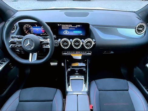 Used 2026 Mercedes-Benz GLA 250 GLA 250 image 14