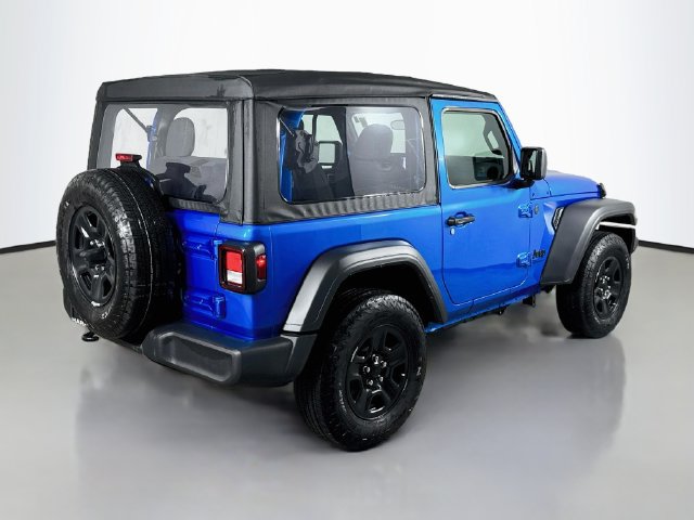 Used 2025 Jeep Wrangler Sport AWD/4WD image 7