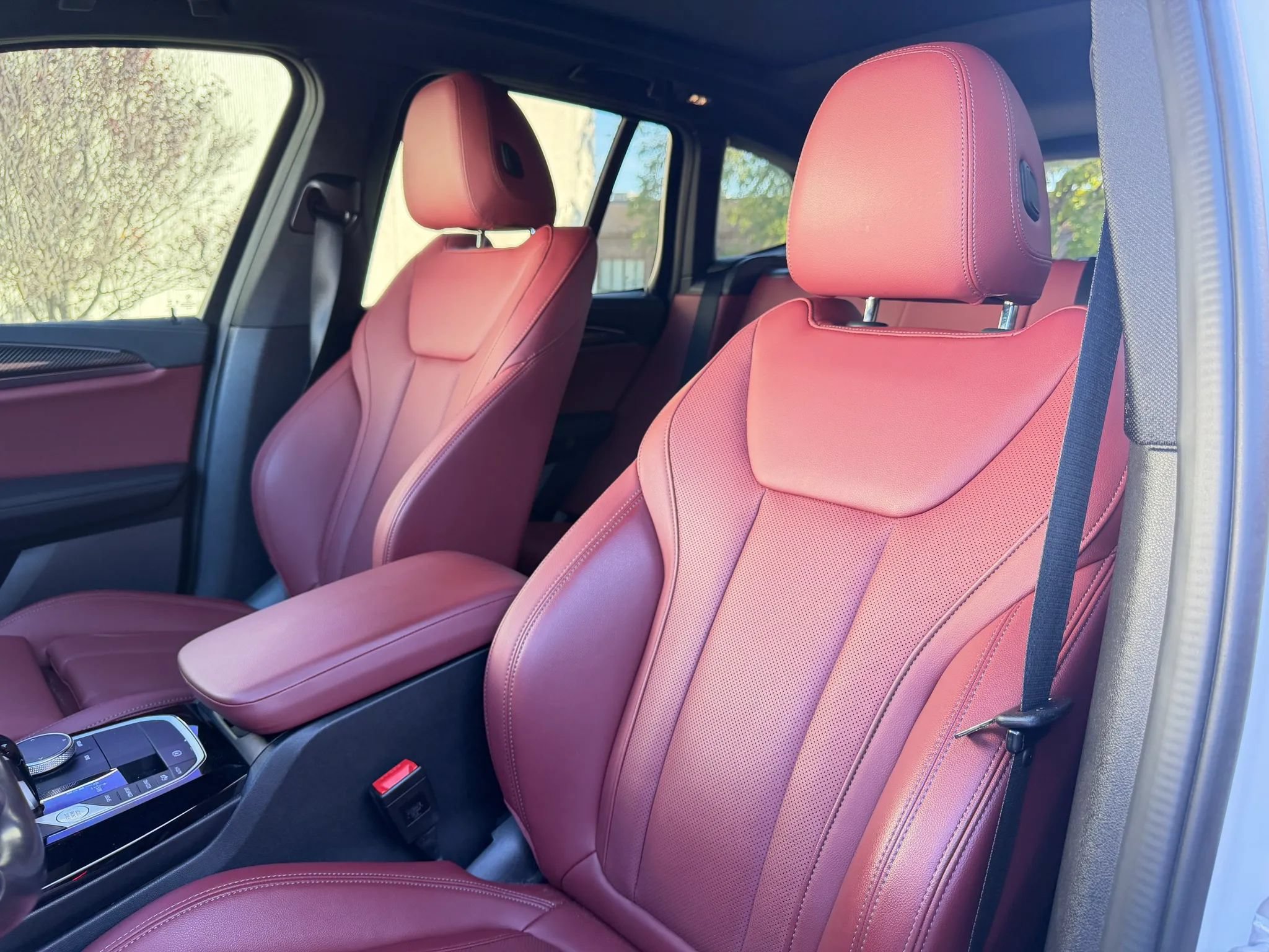 Used 2022 BMW X3 M40i AWD/4WD image 3