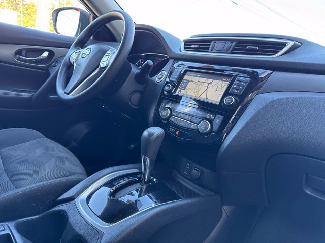 Used 2016 Nissan Rogue SV w/ SV Premium Package AWD/4WD image 23