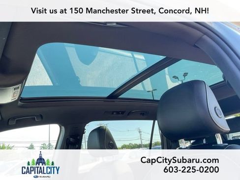 Used 2022 Volkswagen Tiguan SE R-Line AWD/4WD image 17