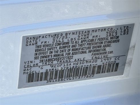 Certified 2025 Nissan Sentra SV image 33