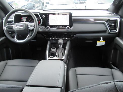New 2026 GMC Canyon Elevation w/ Convenience Package RWD image 13