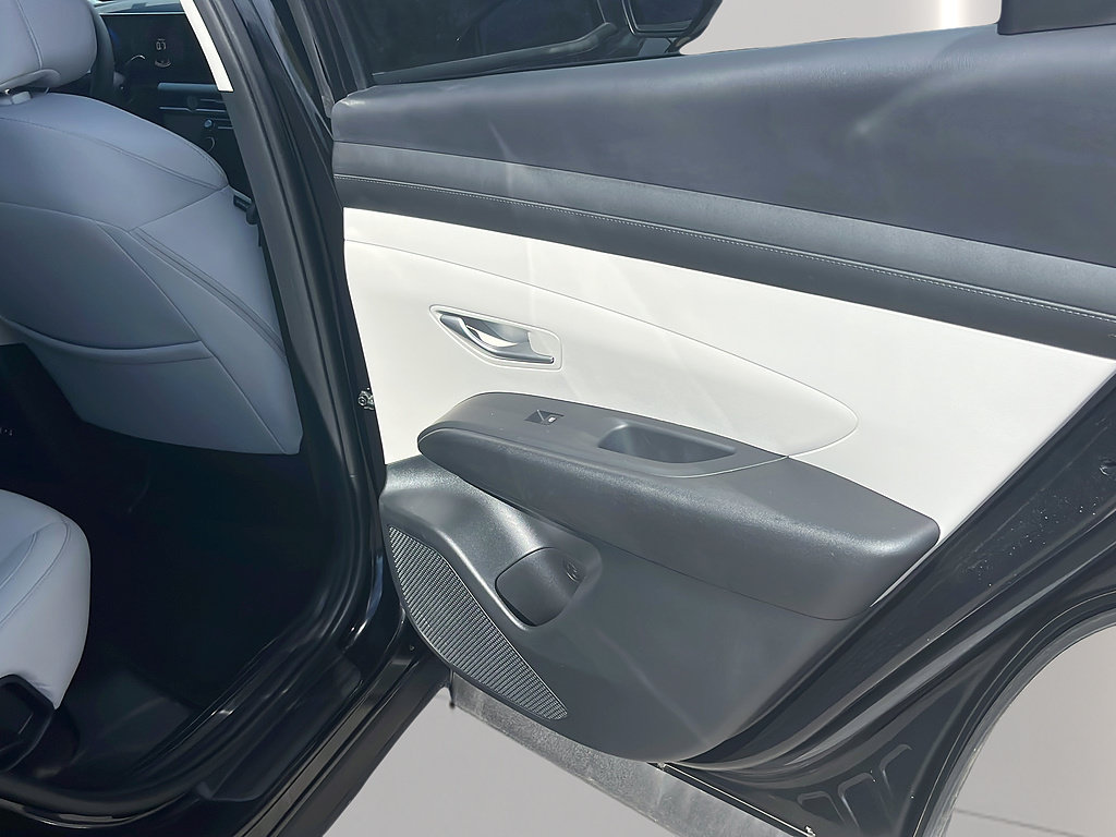 Certified 2025 Hyundai Tucson SEL FWD image 14