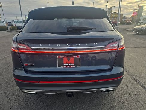 Used 2022 Lincoln Nautilus Reserve w/ Equipment Group 202A image 4