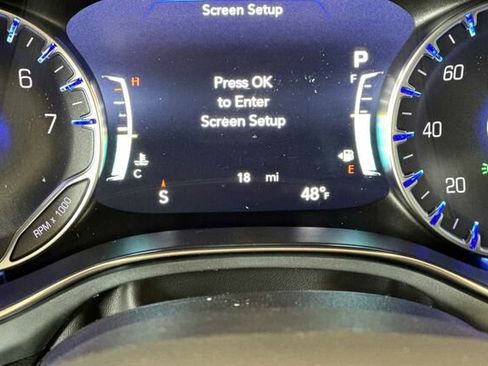 New 2026 Chrysler Pacifica Limited image 24