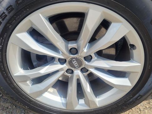 Used 2019 Audi Q7 3.0T Premium Plus w/ Premium Plus Package AWD/4WD image 45