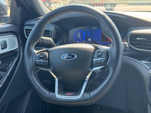 Used 2023 Ford Explorer ST w/ Equipment Group 401A AWD/4WD image 15