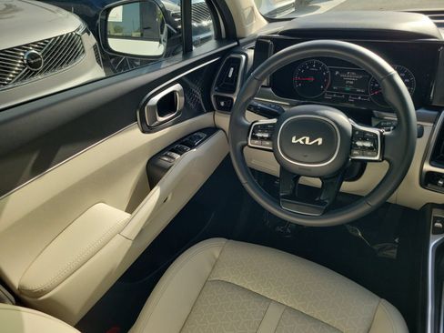 Used 2023 Kia Sorento S FWD image 15