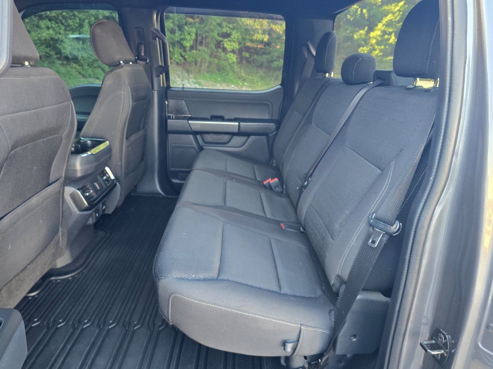 Used 2022 Ford F150 XLT w/ Equipment Group 302A High AWD/4WD image 13