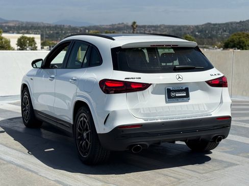 New 2026 Mercedes-Benz GLA 35 AMG 4MATIC image 9