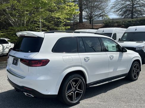 New 2026 Mercedes-Benz GLS 450 4MATIC image 8