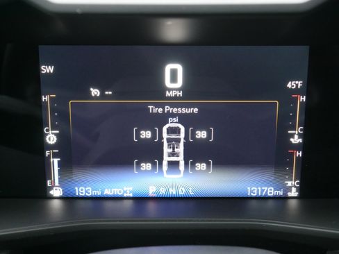 Certified 2023 Chevrolet Colorado W/T image 31