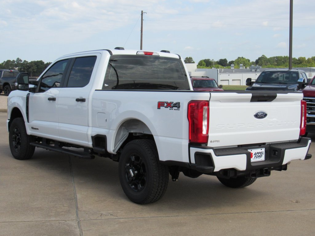 New 2026 Ford F250 XL w/ STX Appearance Package AWD/4WD image 4