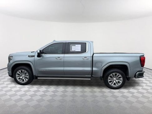 Used 2023 GMC Sierra 1500 Denali w/ Denali Carbonpro Edition AWD/4WD image 8