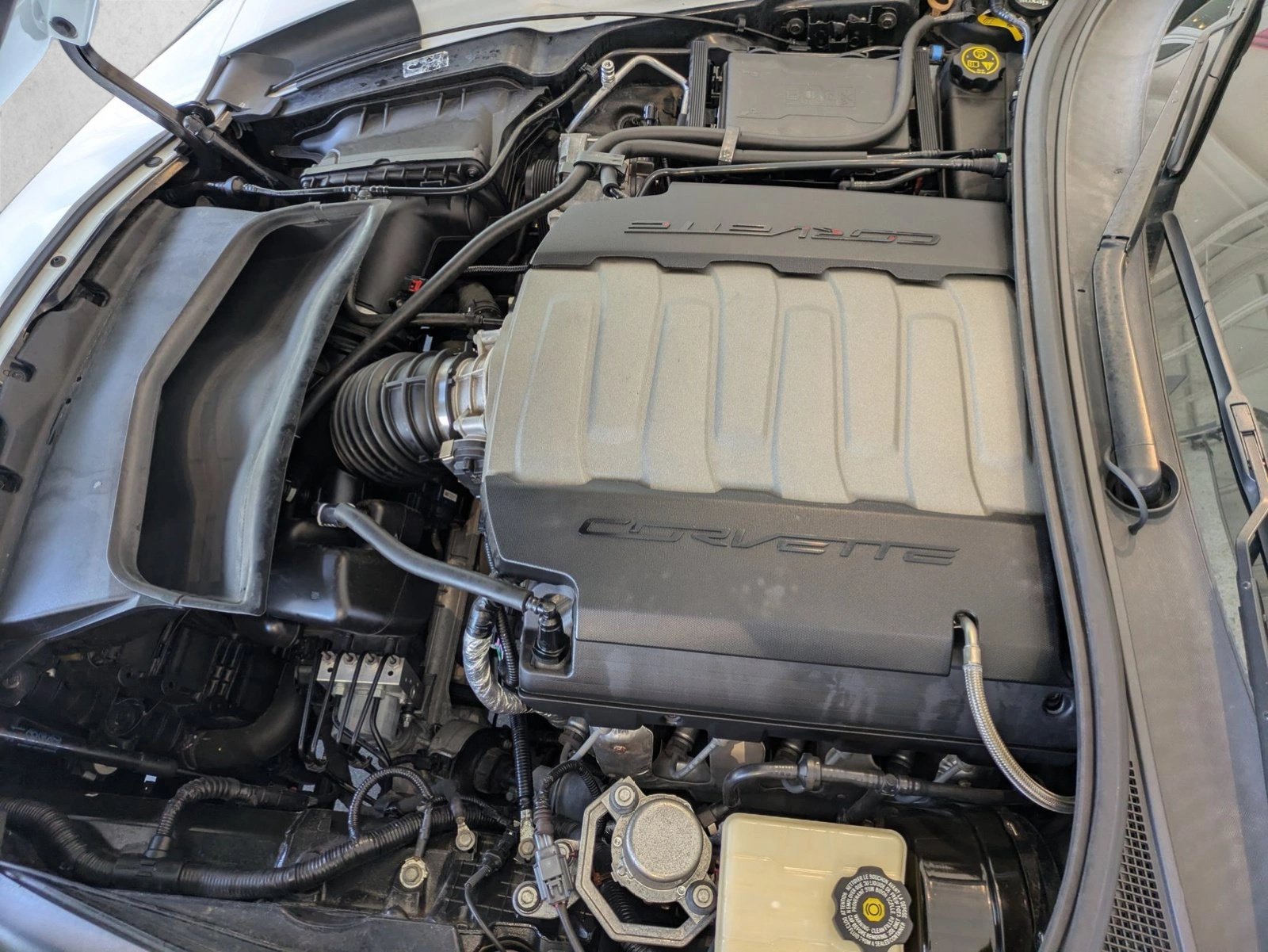 Used 2016 Chevrolet Corvette Stingray Convertible w/ 3LT Preferred Equipment Group RWD image 19