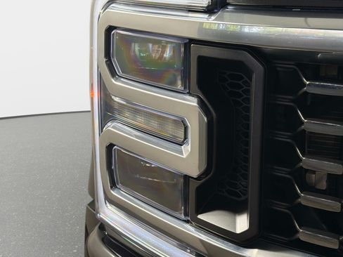 Used 2026 Ford F450 Platinum w/ FX4 Off-Road Package AWD/4WD image 10