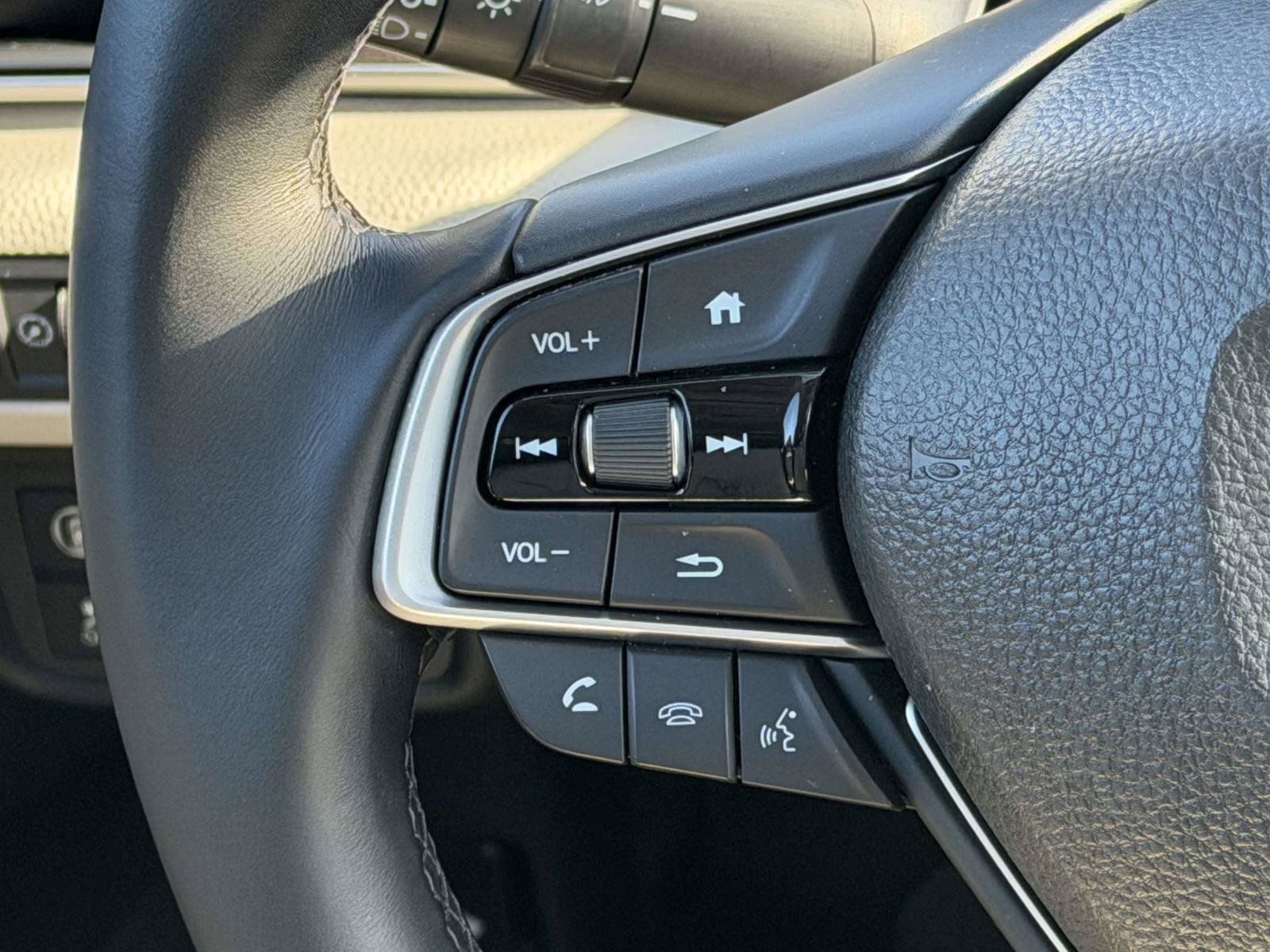 Certified 2019 Honda Accord EX-L image 19
