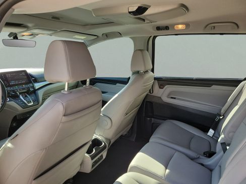 Used 2020 Honda Odyssey EX-L image 12