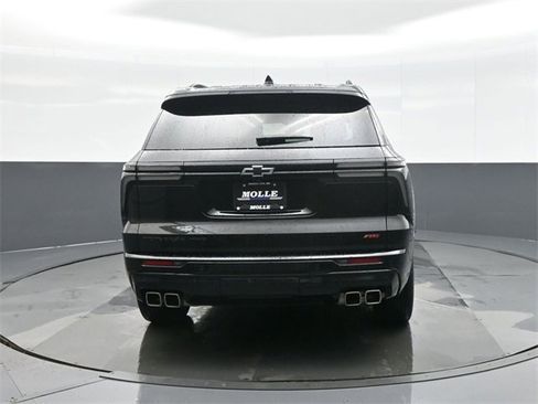 Used 2024 Chevrolet Traverse RS w/ LPO, Floor Liner Package image 6
