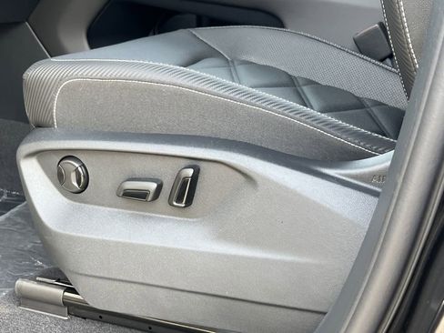 New 2026 Volkswagen Atlas Cross Sport SE image 20