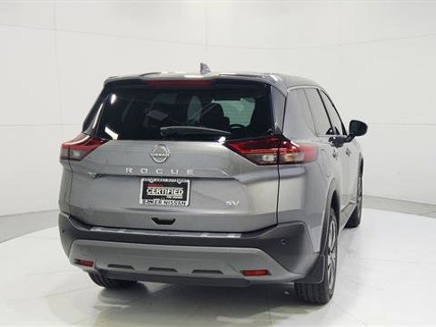 Certified 2023 Nissan Rogue SV image 7