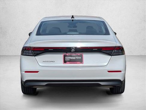 New 2025 Honda Accord SE image 8