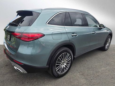 Used 2026 Mercedes-Benz GLC 300 4MATIC image 3