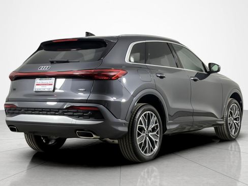 Used 2025 Audi Q5 Premium Plus w/ Premium Plus AWD/4WD image 5