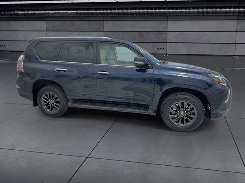 Certified 2023 Lexus GX 460 Premium AWD/4WD image 9