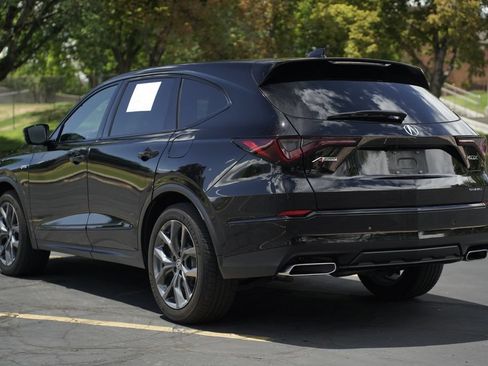 Used 2022 Acura MDX A-Spec AWD/4WD image 3