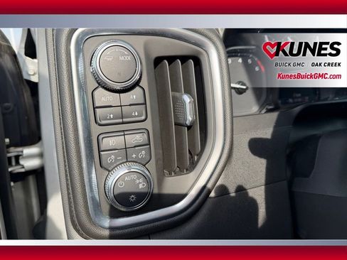 Used 2021 GMC Sierra 1500 Elevation w/ Preferred Package image 13