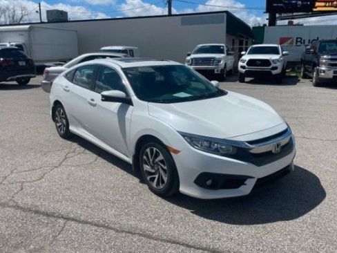 Used 2017 Honda Civic EX image 11