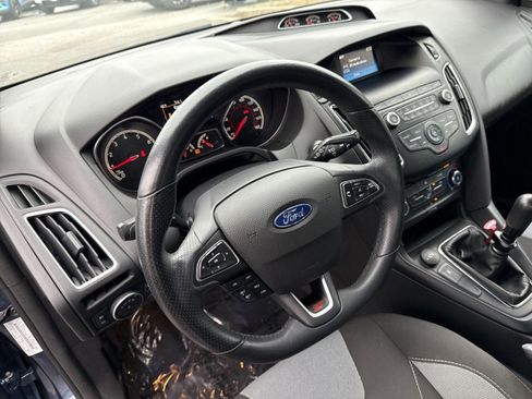 Used 2018 Ford Focus ST image 15